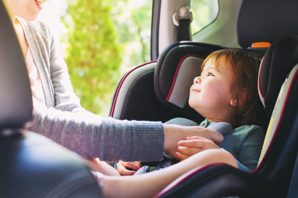 7 Top-Rated Car Seats For Your Child [Car Seat Safety Tips]